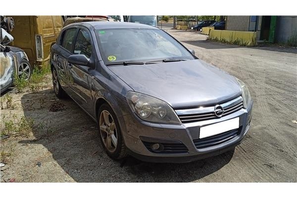 opel astra h berlina del año 2006