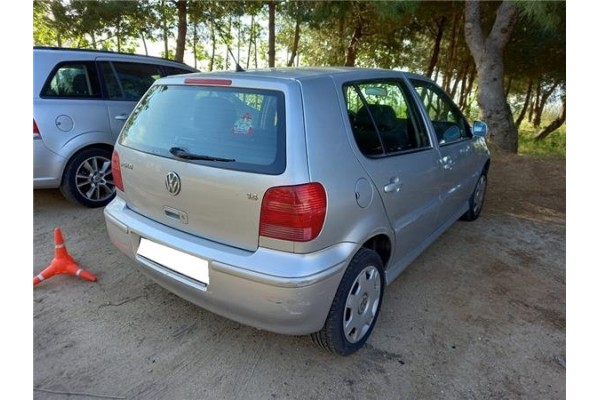 volkswagen polo iii berlina (6n2) del año 2001