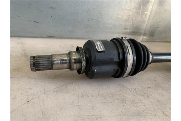 Recambio de palier delantero derecho para toyota yaris (ncp1/nlp1/scp1) 1.4 d-4d referencia OEM IAM   