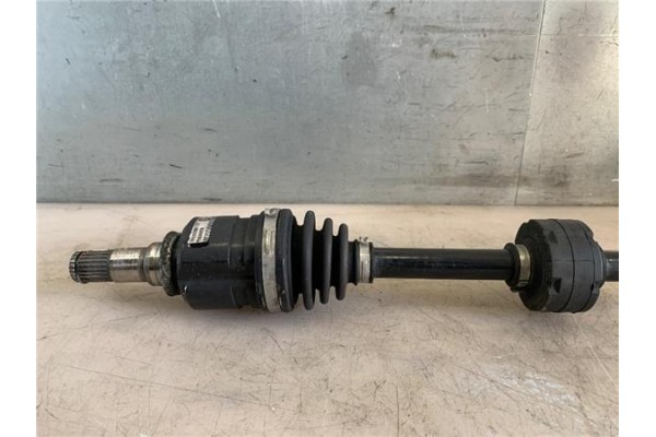 Recambio de palier delantero derecho para toyota yaris (ncp1/nlp1/scp1) 1.4 d-4d referencia OEM IAM   