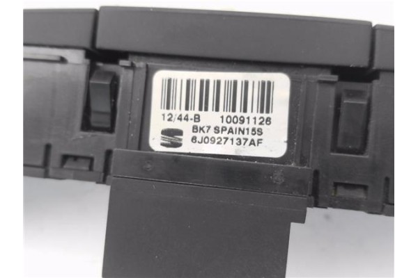 Recambio de interruptor luces emergencia para seat ibiza berlina (6j5) 1.4 stylance / style referencia OEM IAM 6J0927137AF  