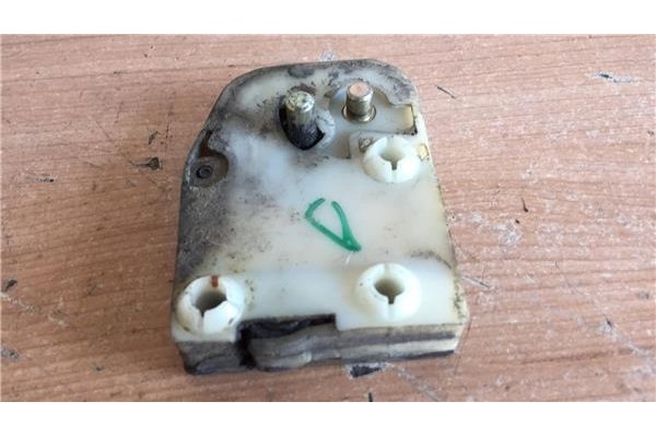 Recambio de cierre electromag. trasero dcho para sava j4 1.1 x referencia OEM IAM   