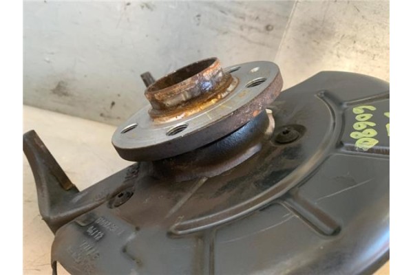 Recambio de mangueta delantero izquierda para seat ibiza berlina (6j5) 1.4 stylance / style referencia OEM IAM 6R0615311  