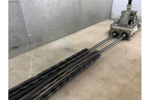 Recambio de palanca de cambio para seat ibiza berlina (6j5) 1.4 stylance / style referencia OEM IAM 6Q0711061E  