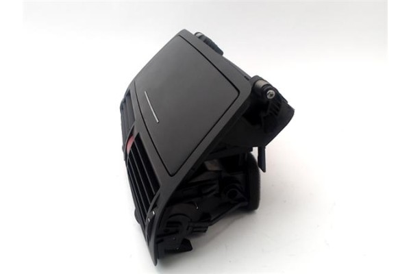 Recambio de rejilla entrada de aire para skoda octavia berlina (1z3) 1.9 tdi referencia OEM IAM   