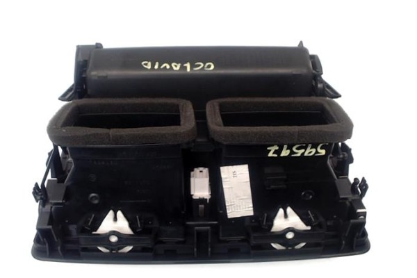 Recambio de rejilla entrada de aire para skoda octavia berlina (1z3) 1.9 tdi referencia OEM IAM   