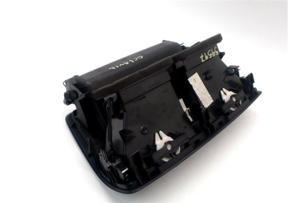 Recambio de rejilla entrada de aire para skoda octavia berlina (1z3) 1.9 tdi referencia OEM IAM   