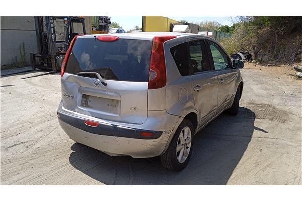 nissan note (e11e) del año 2006