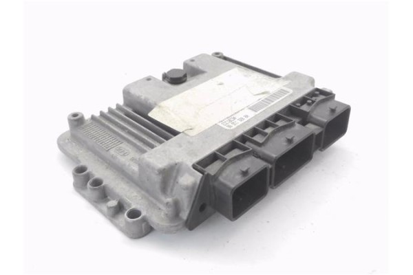 Recambio de centralita para citroen c4 berlina 1.6 hdi referencia OEM IAM 9651132880 EDC16C34 