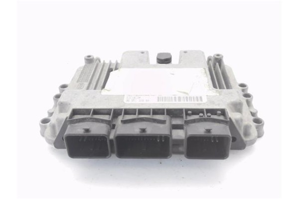 Recambio de centralita para citroen c4 berlina 1.6 hdi referencia OEM IAM 9651132880 EDC16C34 