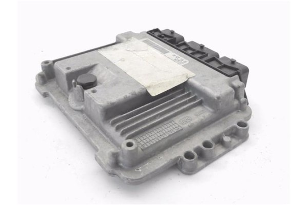 Recambio de centralita para citroen c4 berlina 1.6 hdi referencia OEM IAM 9651132880 EDC16C34 