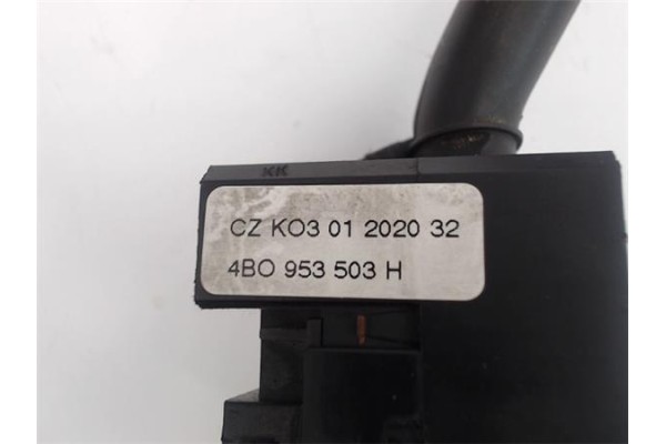 Recambio de mando limpiaparabrisas para audi a3 (8l facelift) referencia OEM IAM 4B0953503H  