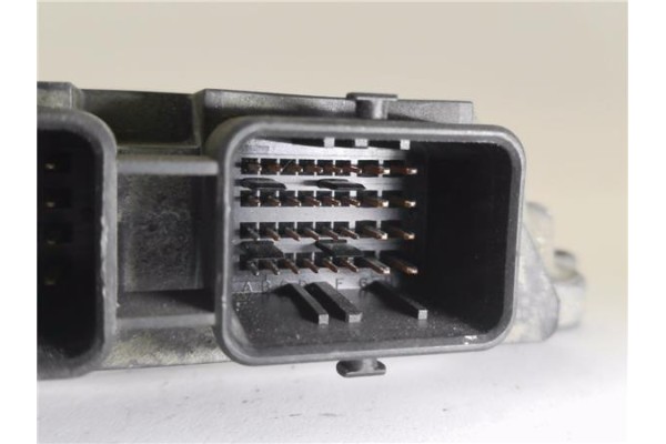 Recambio de centralita para citroen c2 1.4 x referencia OEM IAM 9658556880 281011785 