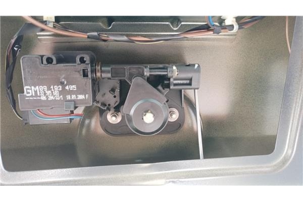 Recambio de motor cierre centralizado para opel meriva 1.7 cdti referencia OEM IAM 6207076  