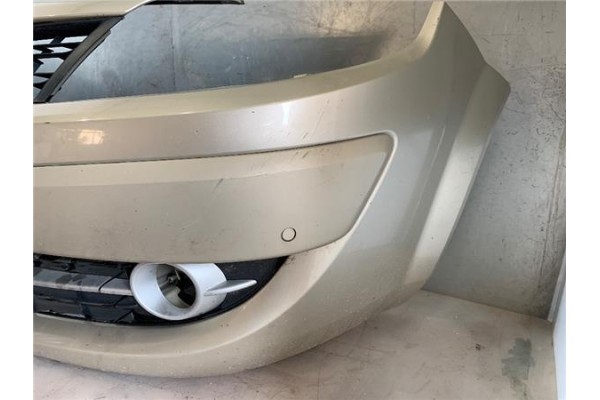 Recambio de paragolpes delantero para renault scenic ii (jm) 1.4 authentique referencia OEM IAM 7701477299  