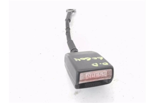 Recambio de anclaje cinturon delantero derecho para peugeot expert furgón (vf3a_, vf3u_, vf3x_) 2.0 hdi 120 referencia OEM IAM 8