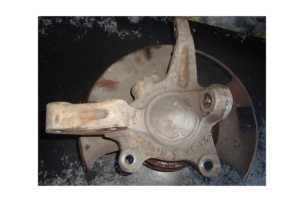 Recambio de mangueta delantero izquierda para nissan vanette cargo (hc23)(1995) 2.3 d referencia OEM IAM   
