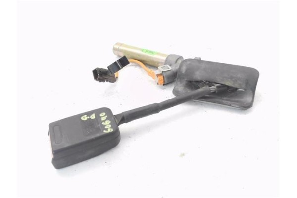 Recambio de anclaje cinturon delantero derecho para peugeot partner furgón (5) 1.9 d referencia OEM IAM 8972S2 542346511A 