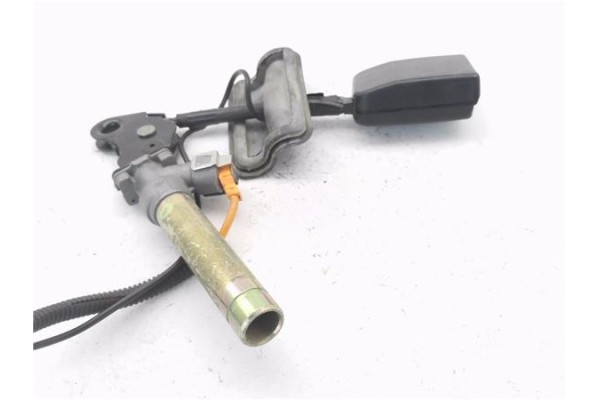 Recambio de anclaje cinturon delantero izquierdo para peugeot partner furgón (5) 1.9 d referencia OEM IAM 8972S1 0410200 5423475