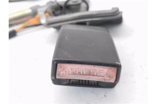 Recambio de anclaje cinturon delantero izquierdo para peugeot partner furgón (5) 1.9 d referencia OEM IAM 8972S1 0410200 5423475