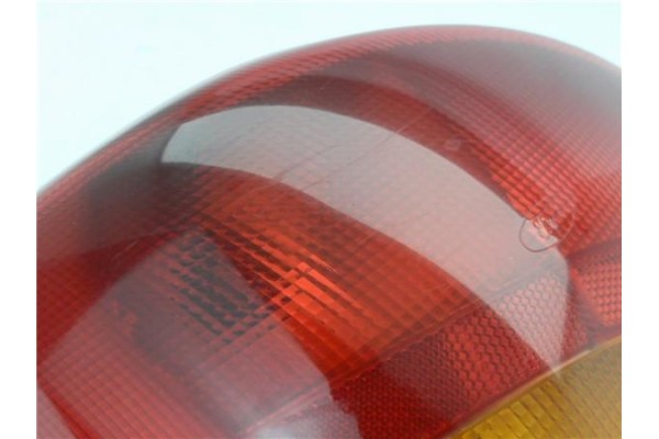 Recambio de piloto trasero izquierdo para ford fiesta iv (ja_, jb_) 1.3 i referencia OEM IAM 1044156 96FG13N004BB 