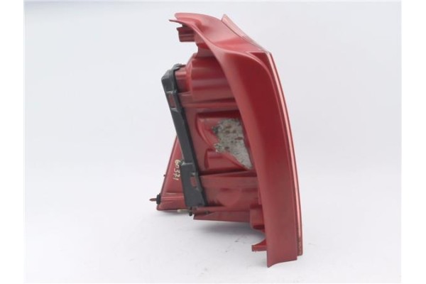 Recambio de piloto trasero derecho para peugeot 307 break / sw (s1) 2.0 hdi 110 referencia OEM IAM 6351Q6  