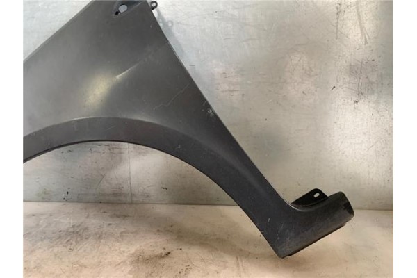 Recambio de aleta delantero izquierda para renault clio iii 1.5 dci (br17, cr17) referencia OEM IAM 631014270R  