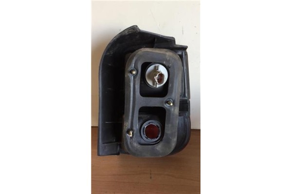 Recambio de piloto trasero izquierdo para hyundai galloper santamo 2.0 referencia OEM IAM 92401M2  