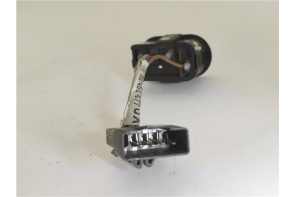 Recambio de mando elevalunas delantero izquierdo para opel corsa b 1.4 i referencia OEM IAM 90482477 3930716 