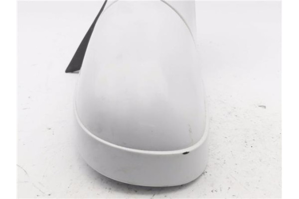 Recambio de retrovisor derecho para opel corsa b 1.4 i referencia OEM IAM 1427442 8062349 