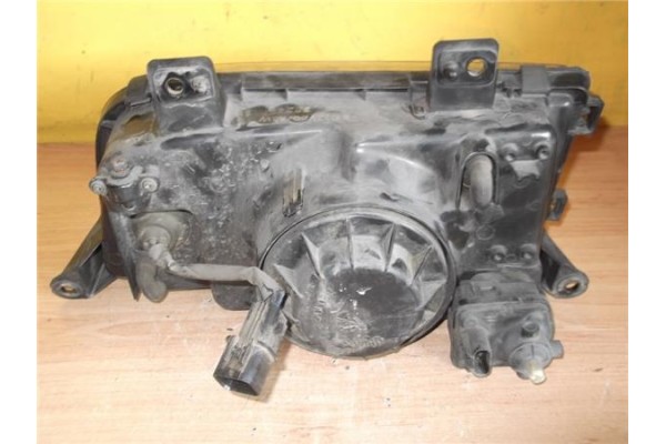 Recambio de faro delantero dcho para kia sportage 2.0 td 4wd referencia OEM IAM 0K01L51020R  