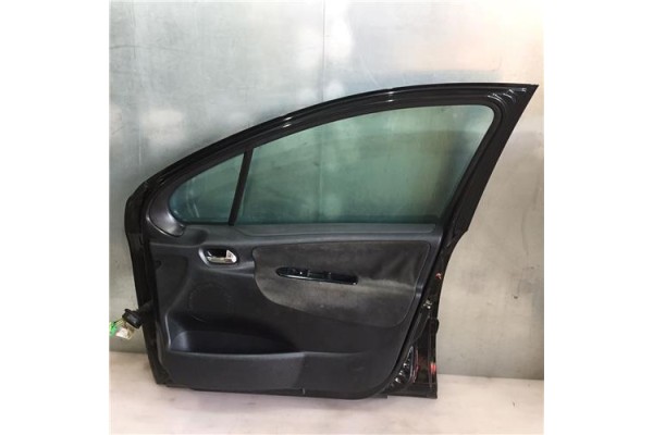 Recambio de puerta delantero derecha para peugeot 207 1.6 confort referencia OEM IAM 9004X8  