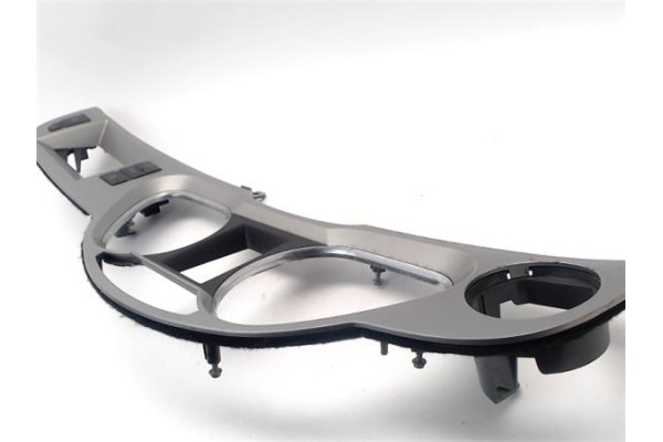 Recambio de embellecedor cuadro instrumentos para audi a6 avant (4f5) 2.0 tdi referencia OEM IAM   