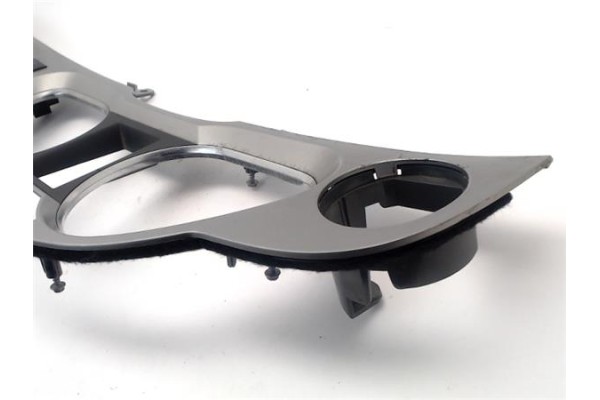 Recambio de embellecedor cuadro instrumentos para audi a6 avant (4f5) 2.0 tdi referencia OEM IAM   