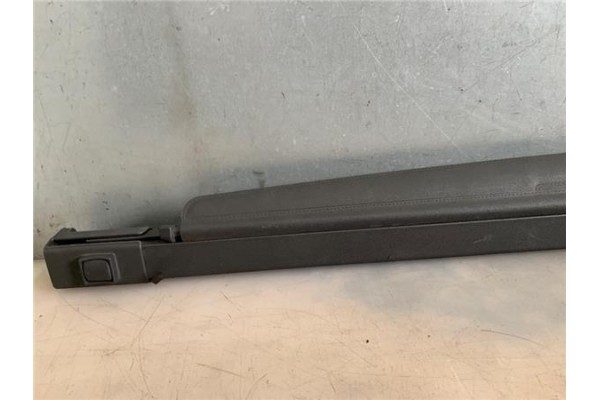 Recambio de bandeja trasero para opel combo (corsa c) 1.3 cdti 16v referencia OEM IAM 1707809  