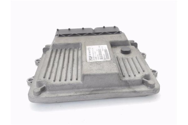 Recambio de centralita para opel combo (corsa c) 1.3 cdti 16v referencia OEM IAM 55194018 7160006205 
