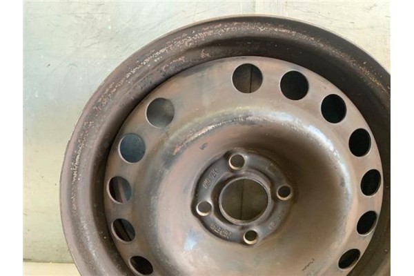 Recambio de llanta para opel combo (corsa c) 1.3 cdti 16v referencia OEM IAM 13186603  