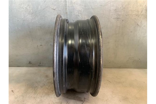 Recambio de llanta para opel combo (corsa c) 1.3 cdti 16v referencia OEM IAM 13186603  