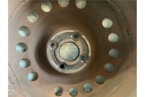 Recambio de llanta para opel combo (corsa c) 1.3 cdti 16v referencia OEM IAM 13186603  