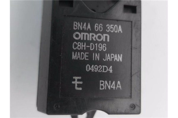 Recambio de mando elevalunas delantero izquierdo para mazda 323 f/s berlina (bj) 1.6 f active referencia OEM IAM BN4A66350A C8HD