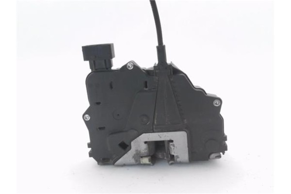 Recambio de cierre electromagnetico delantero izquierdo para opel corsa d 1.3 cdti referencia OEM IAM 13258271 325407955 