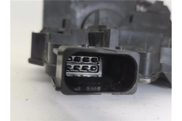 Recambio de cierre electromagnetico delantero izquierdo para opel corsa d 1.3 cdti referencia OEM IAM 13258271 325407955 
