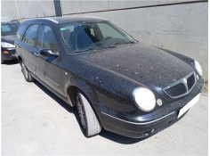 lancia lybra station wagon del año 2001