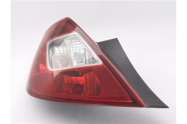 Recambio de piloto trasero izquierdo para opel corsa d 1.3 cdti referencia OEM IAM 13269050 89318811 