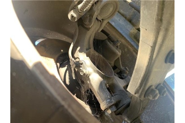 Recambio de mangueta delantero derecha para kia ceed sportswagon (ed) 2.0 emotion referencia OEM IAM 517161H500  