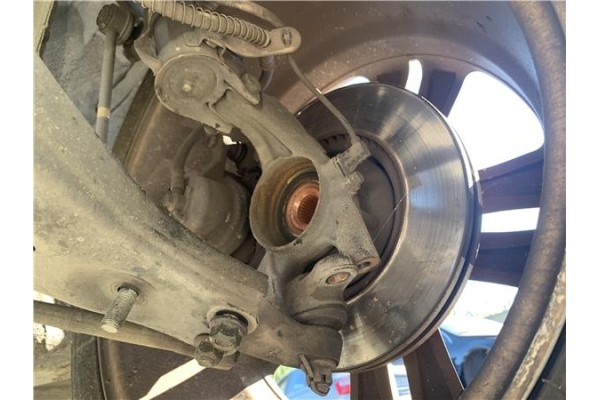 Recambio de mangueta delantero izquierda para kia ceed sportswagon (ed) 2.0 emotion referencia OEM IAM 517151H500  