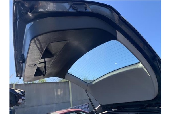 Recambio de porton trasero para kia ceed sportswagon (ed) 2.0 emotion referencia OEM IAM 737001H500  