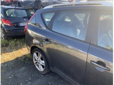 Recambio de puerta trasero derecha para kia ceed sportswagon (ed) 2.0 emotion referencia OEM IAM 770041H500  