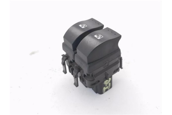 Recambio de mando elevalunas delantero izquierdo para renault clio ii (xbo) 1.5d dci 80cv referencia OEM IAM 060045C  