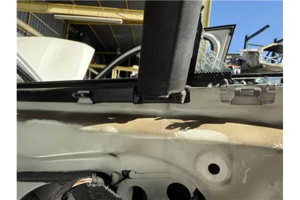 Recambio de puerta trasero derecha para bmw serie 1 berlina 5p (f20) 2.0 116d referencia OEM IAM 41527284516  